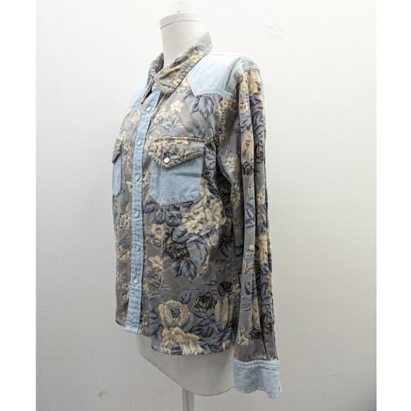 Anthropologie Love The Label Floral Chambray Buttondown - Picture 5 of 13